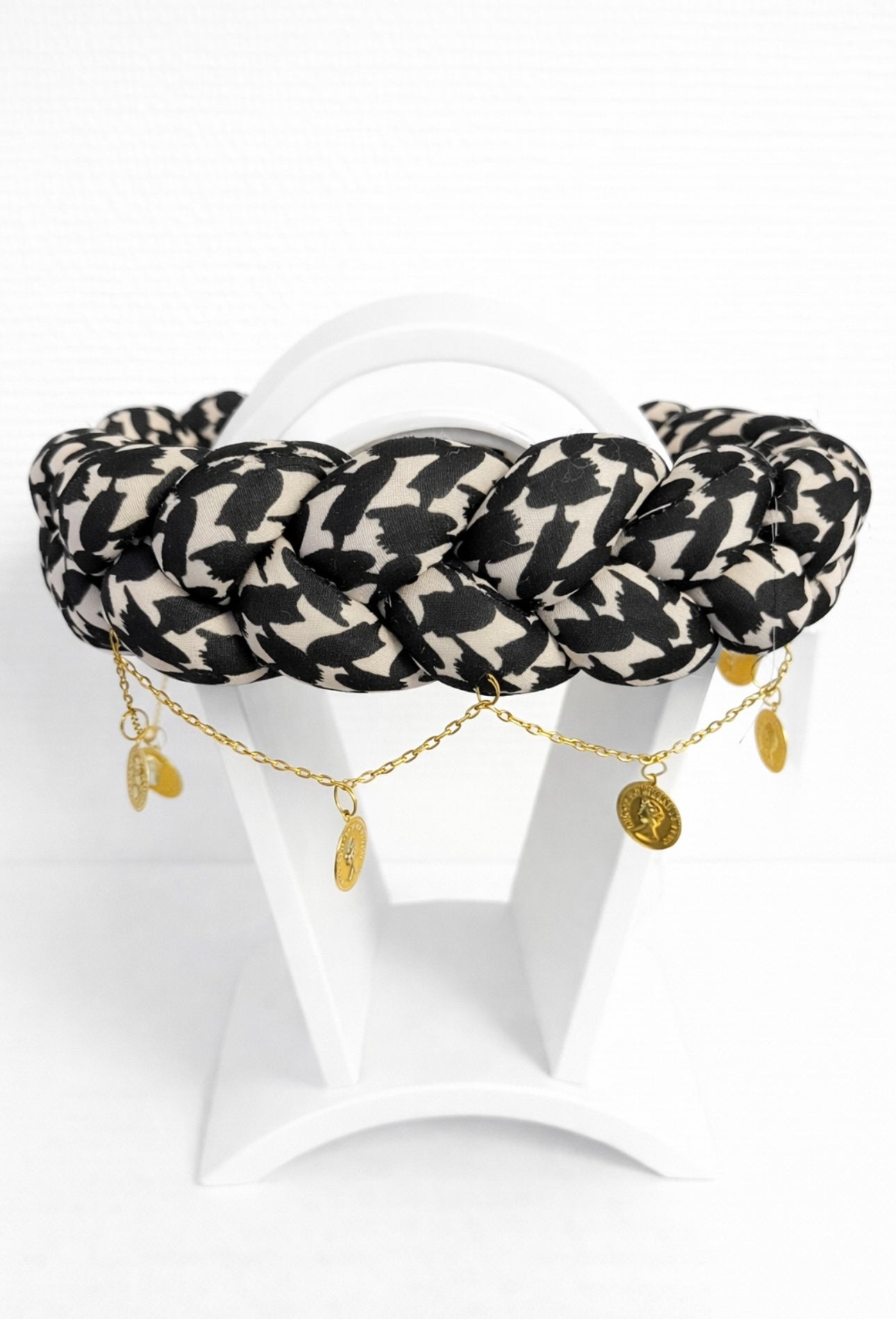 Kurdish Kofi – Traditional Kurdish Headwear