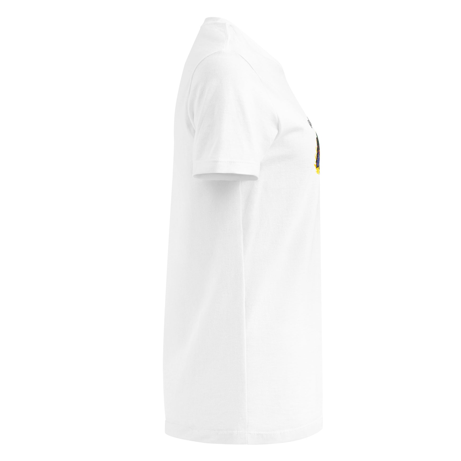 White t-shirt featuring a floral patterned Kurdistan map with sun rays and the text “Geli kurd yeke”